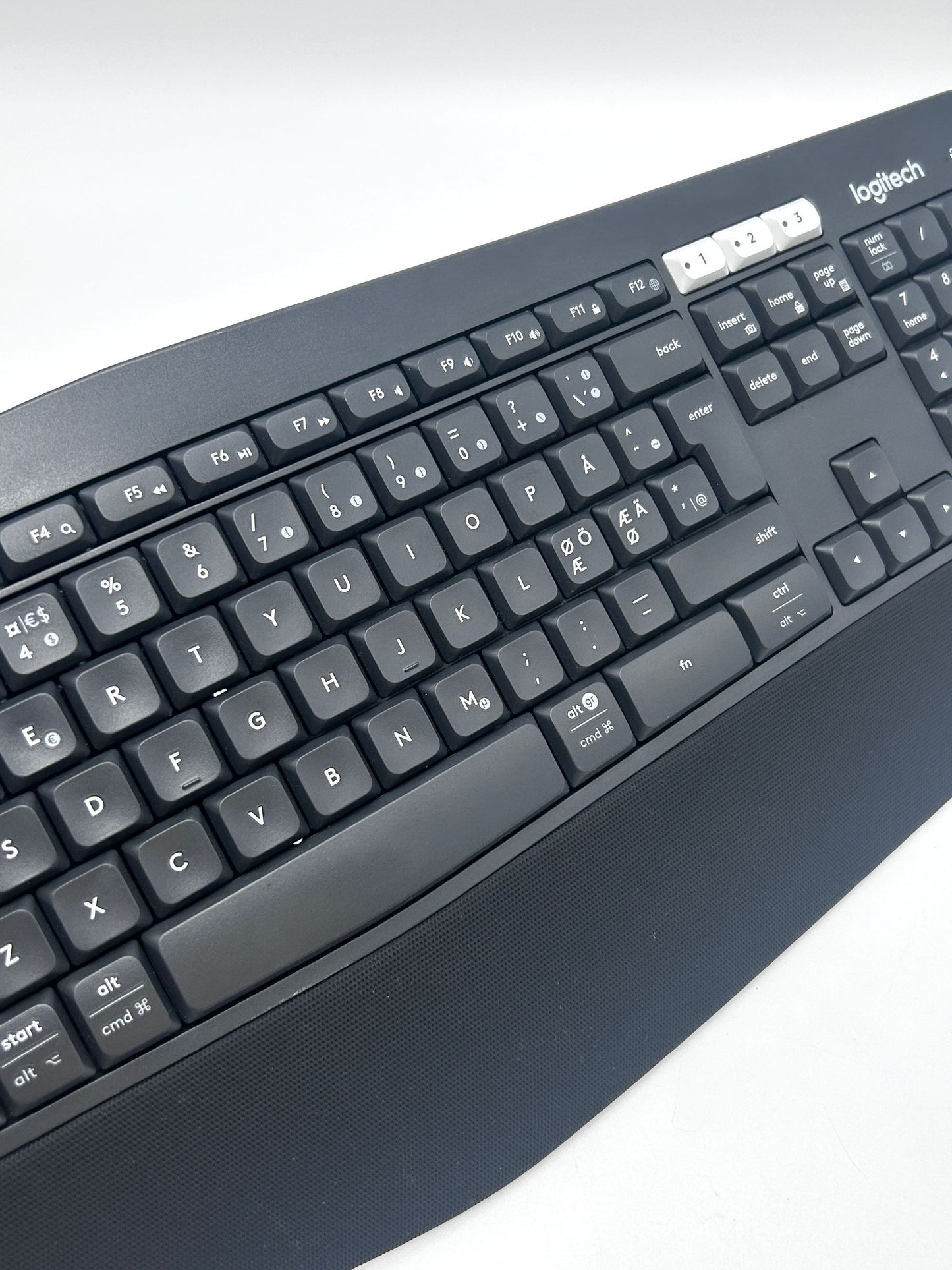 Logitech K850 Wireless Bluetooth Belaidė Darbo / Ofiso Klaviatūra