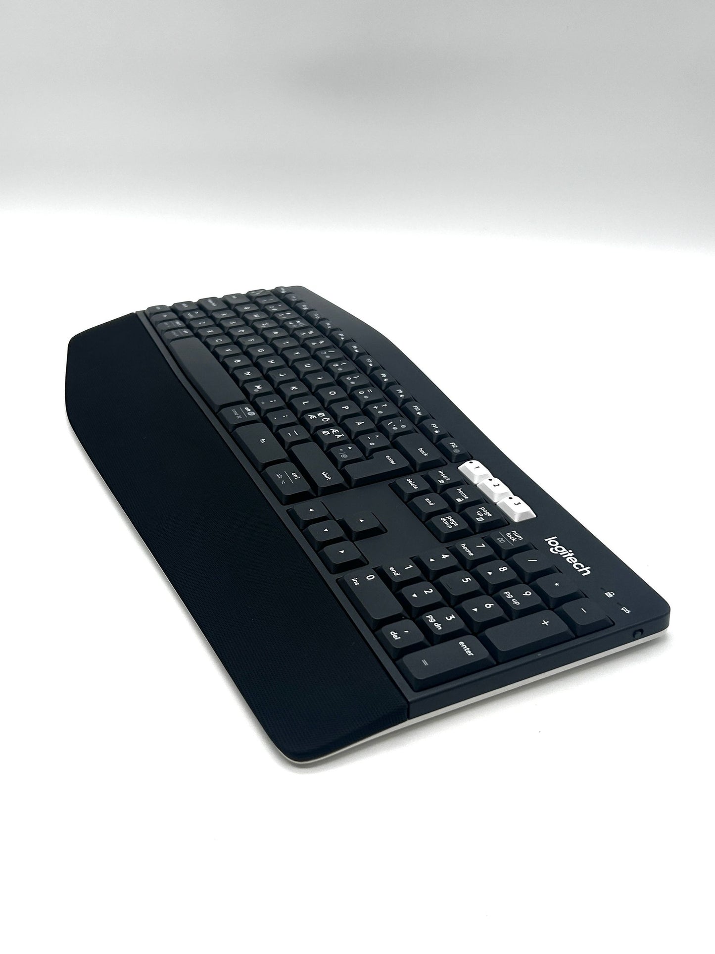 Logitech K850 Wireless Bluetooth Belaidė Darbo / Ofiso Klaviatūra