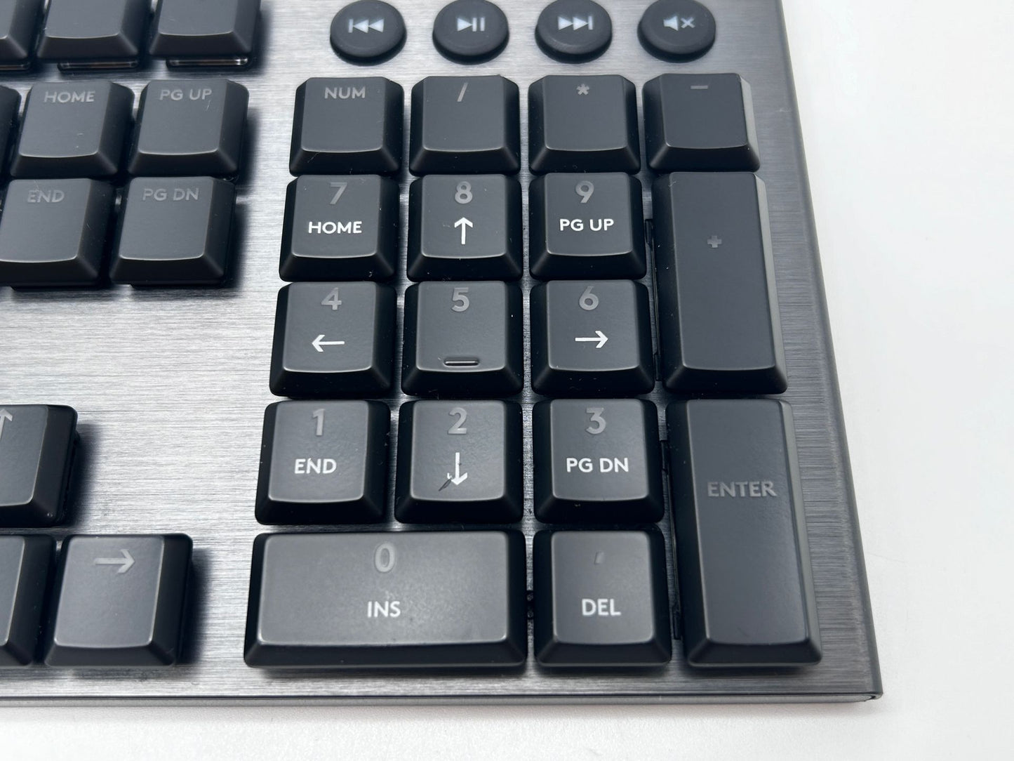 Logitech G915 Wireless (Tactile) RGB Mechaninė Gaming Žaidimų Klaviatūra