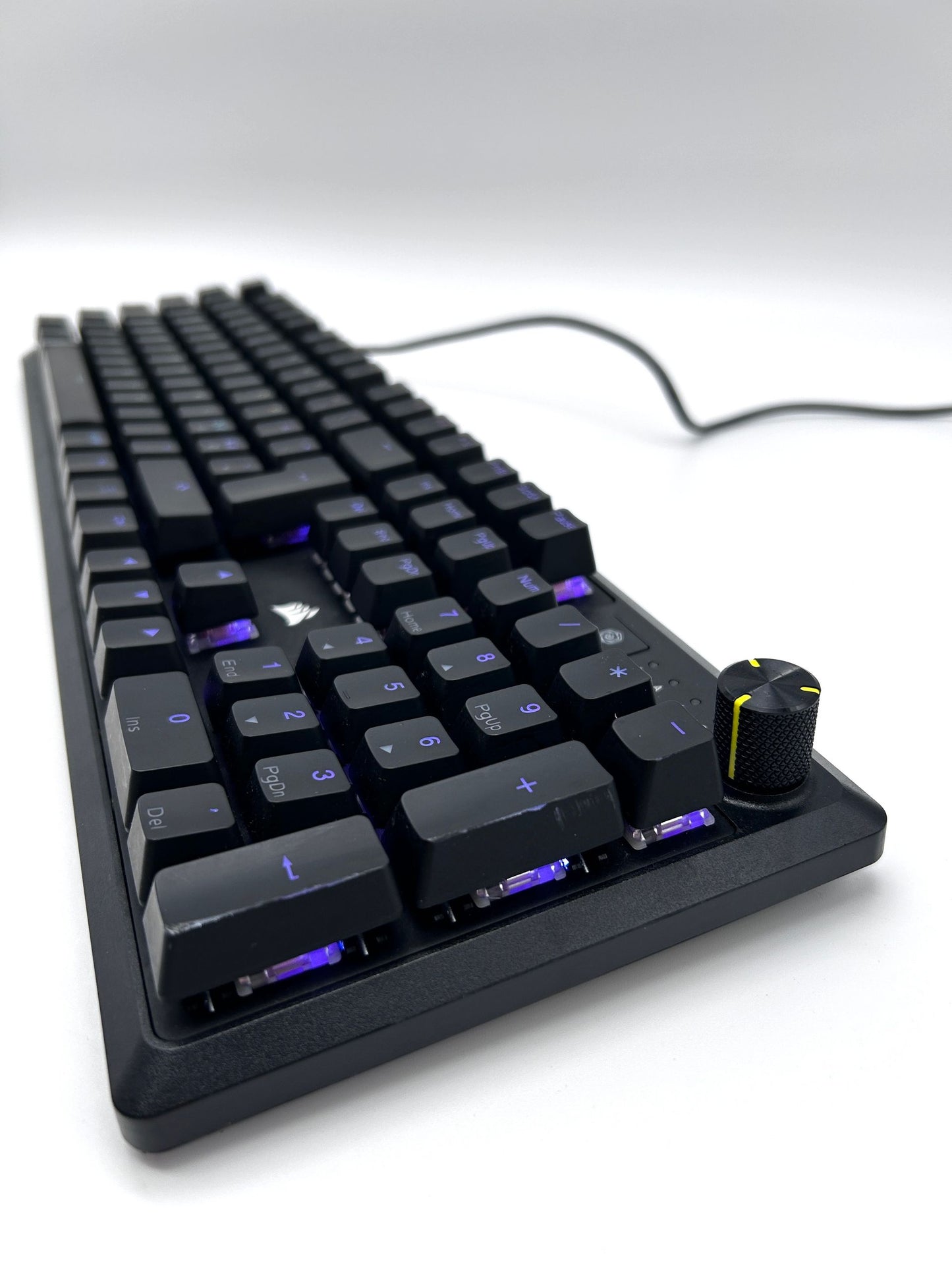 Originali Corsair K70 RGB CORE Gaming Šviečianti Žaidimų Klaviatūra