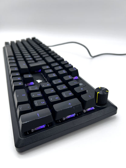 Originali Corsair K70 RGB CORE Gaming Šviečianti Žaidimų Klaviatūra