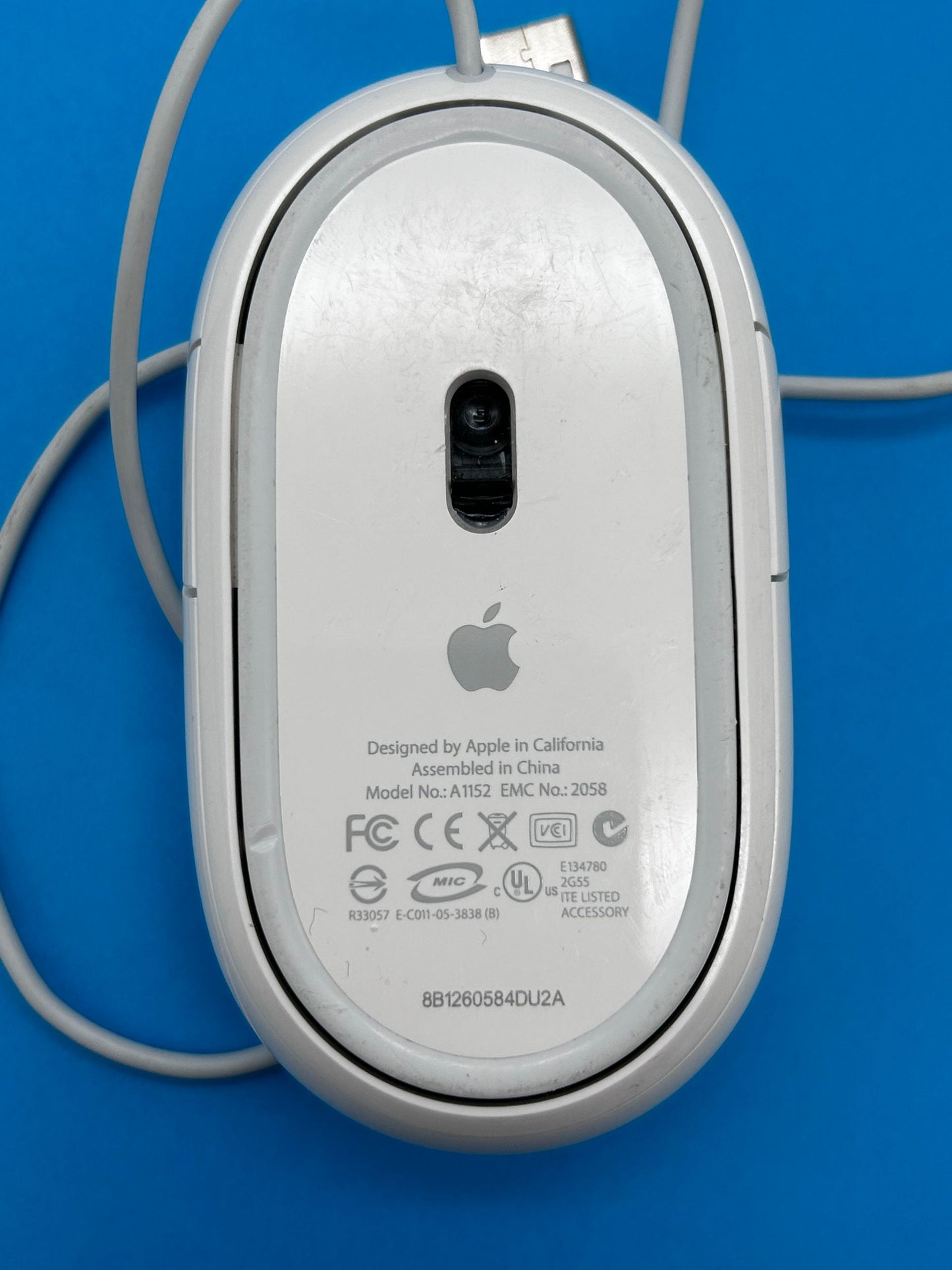 Originali Apple Mighty Mouse A1152 Laidinė Balta Pelė EMC No.: 2058