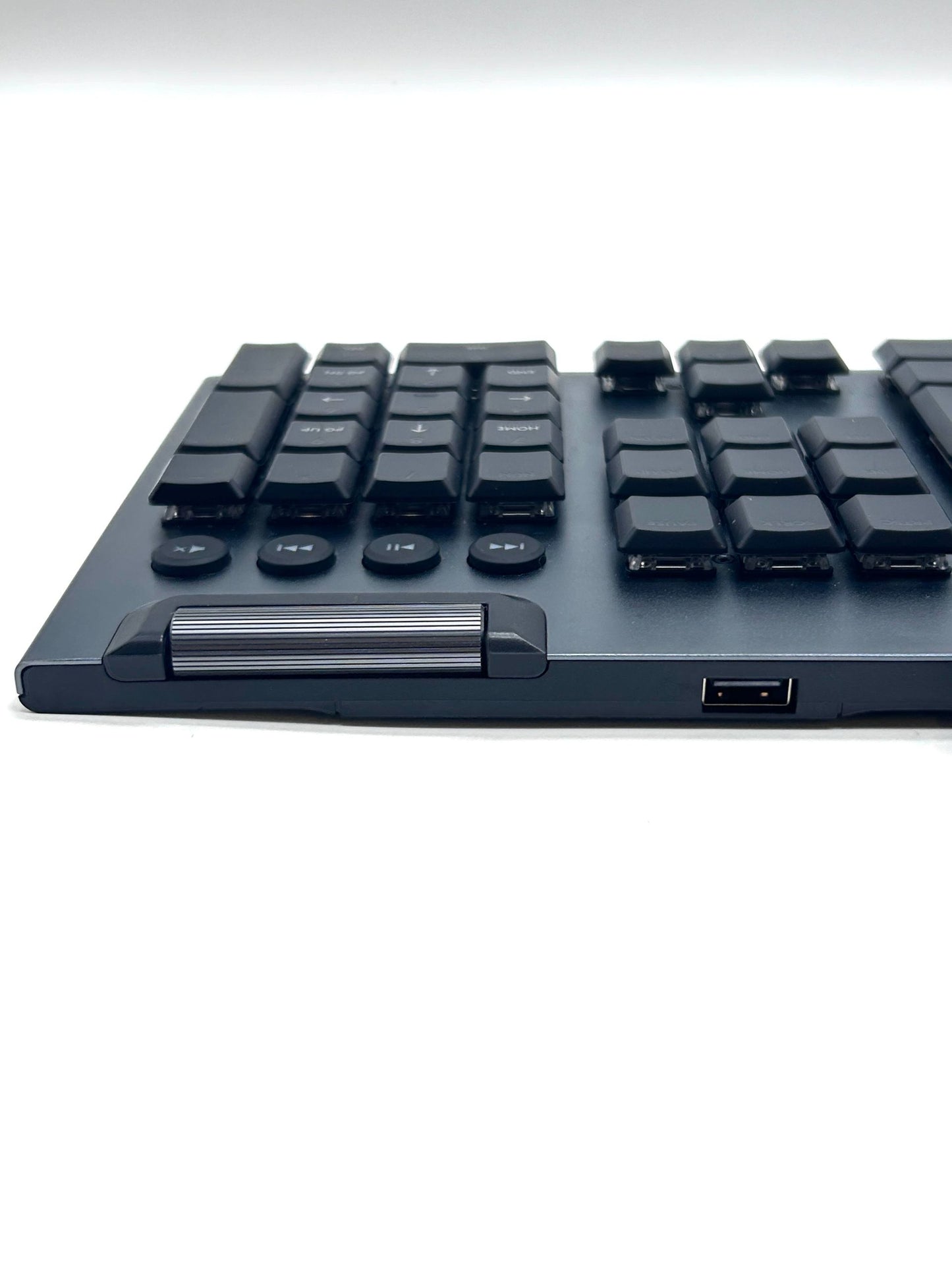 Logitech G815 (Tactile) RGB Mechaninė Gaming USB Žaidimų Klaviatūra
