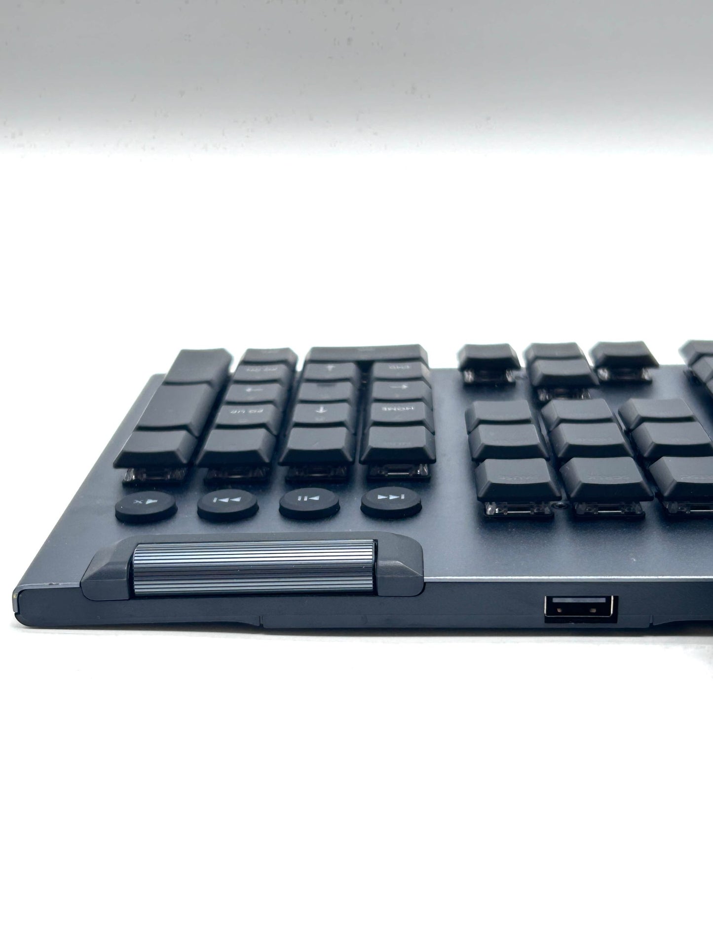 Logitech G815 (Tactile) RGB Mechaninė Gaming USB Žaidimų Klaviatūra