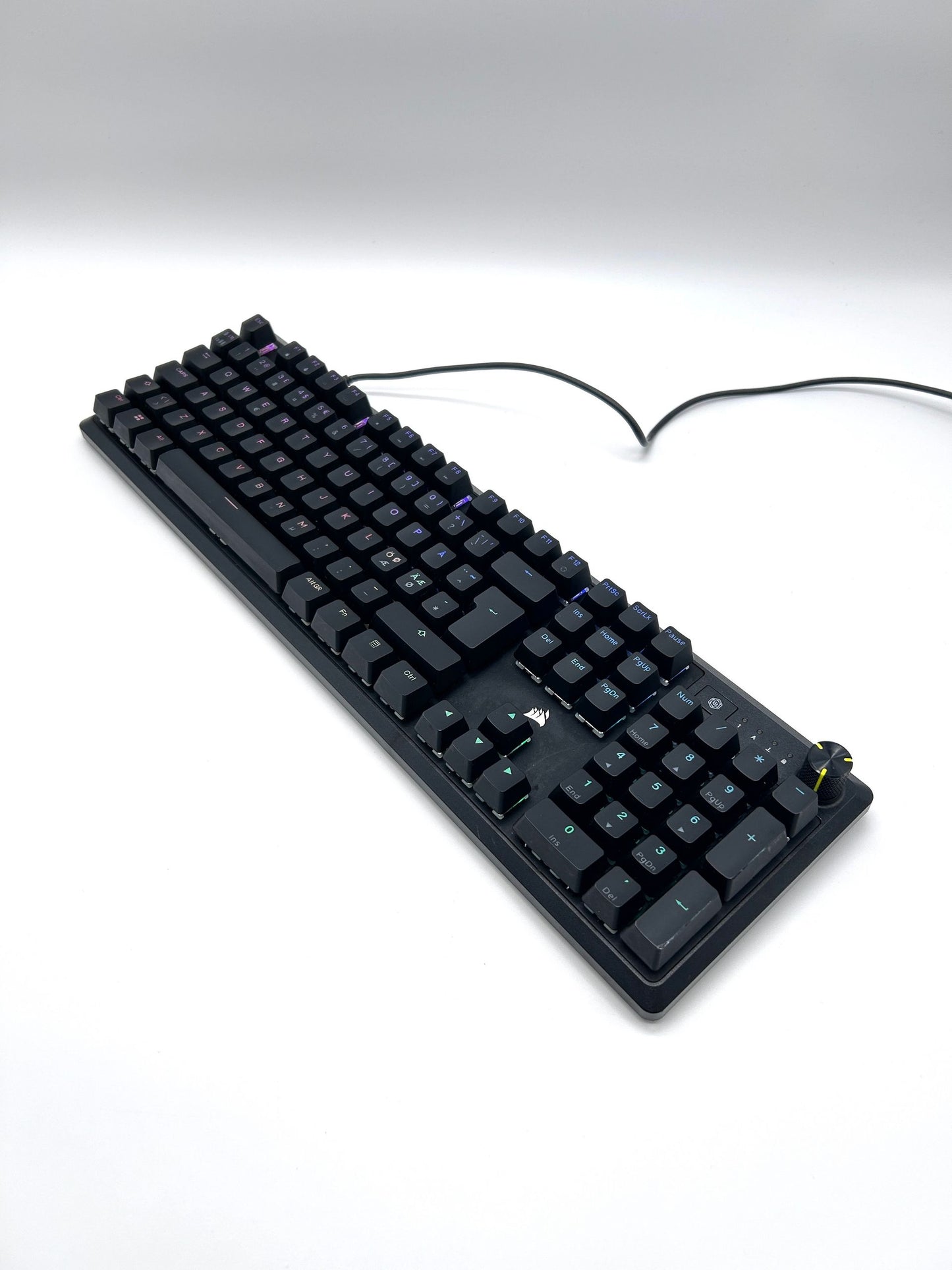 Originali Corsair K70 RGB CORE Gaming Šviečianti Žaidimų Klaviatūra