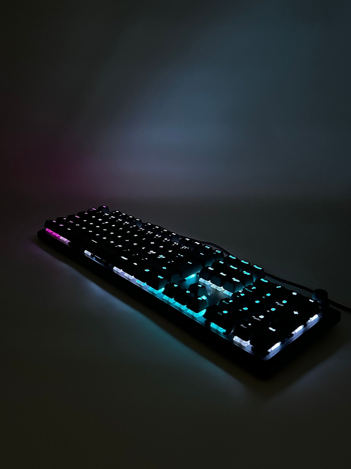 Originali Corsair K70 RGB CORE Gaming Šviečianti Žaidimų Klaviatūra