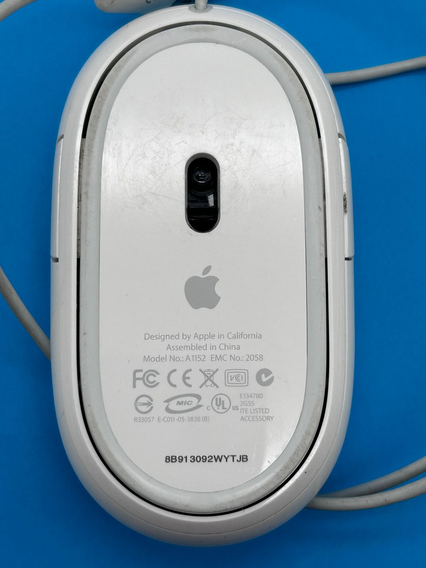 Originali Apple Mighty Mouse A1152 Laidinė Balta Pelė EMC No.: 2058
