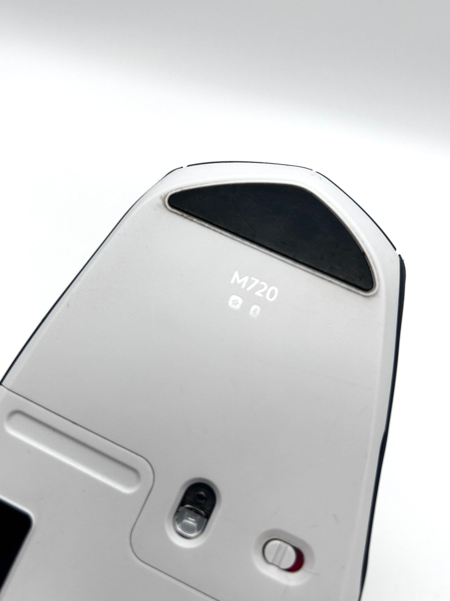 Logitech M720 Triathlon Biuro Ofiso Darbo Belaidė Pilka Pelė