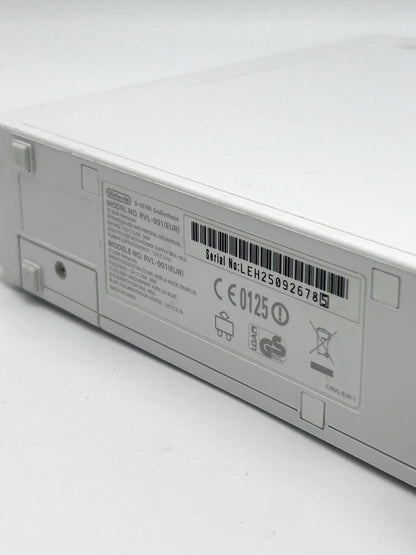 Nintendo Wii RVL-001 Žaidimų Konsolės Baltas Rinkinys