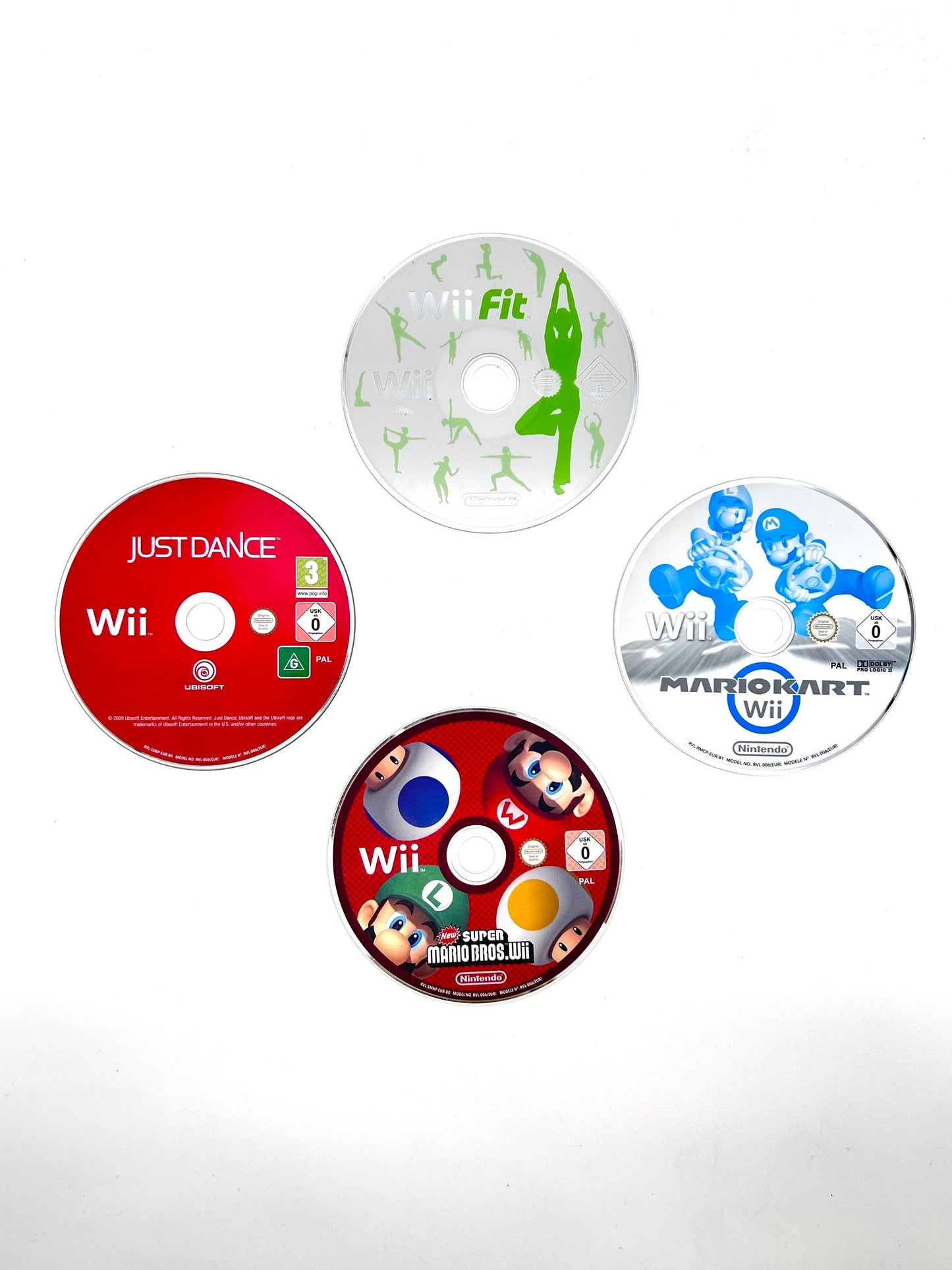 Nintendo Wii RVL-001 Žaidimų Konsolės Raudonas Rinkinys Dviems