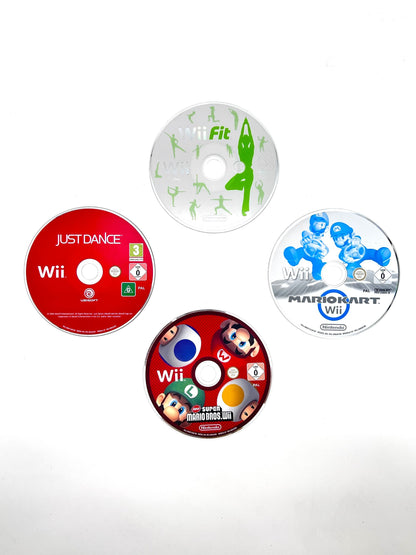 Nintendo Wii RVL-001 Žaidimų Konsolės Raudonas Rinkinys Dviems