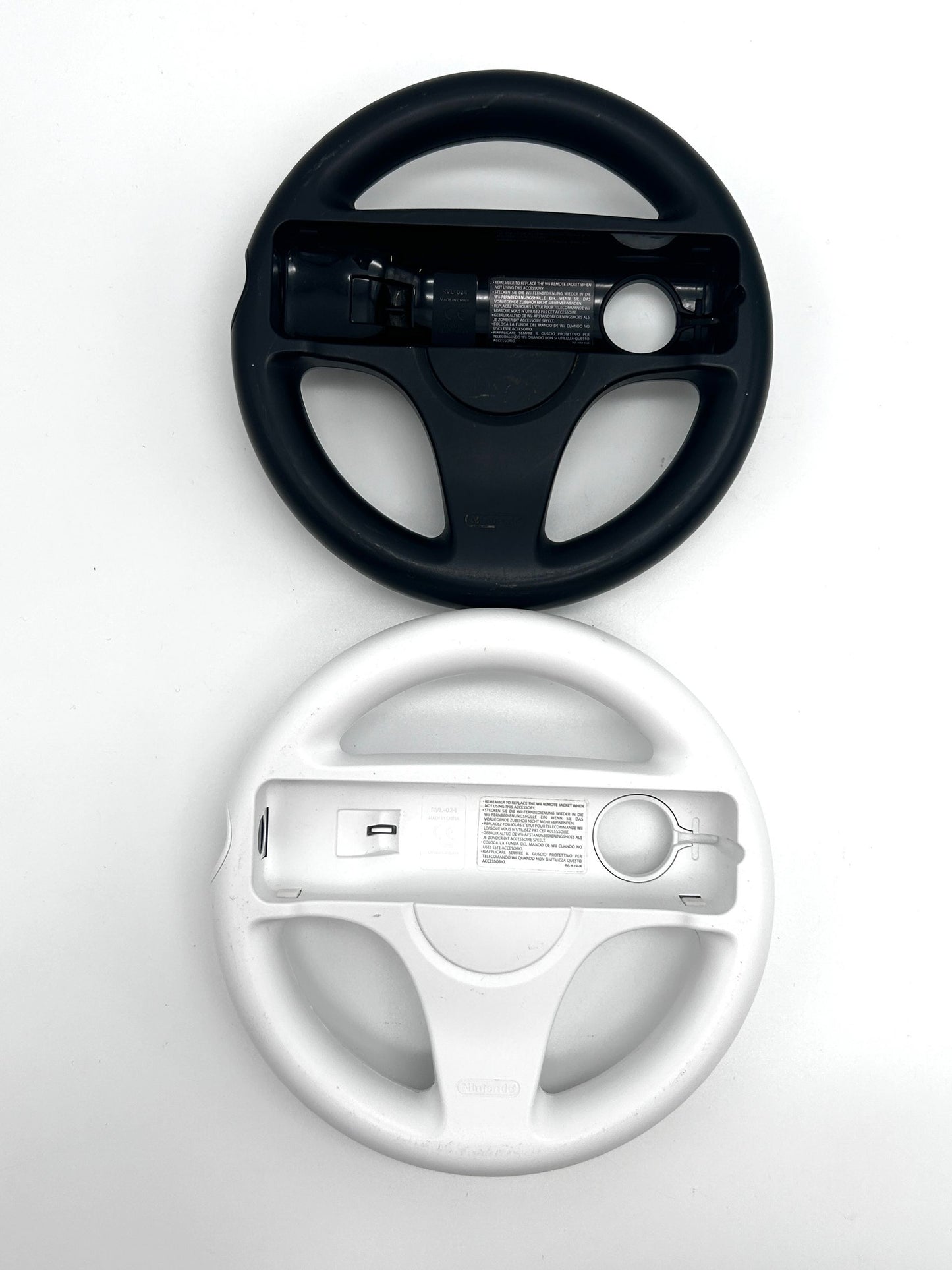 Nintendo Wii RVL-001 Žaidimų Konsolės Raudonas Rinkinys Dviems
