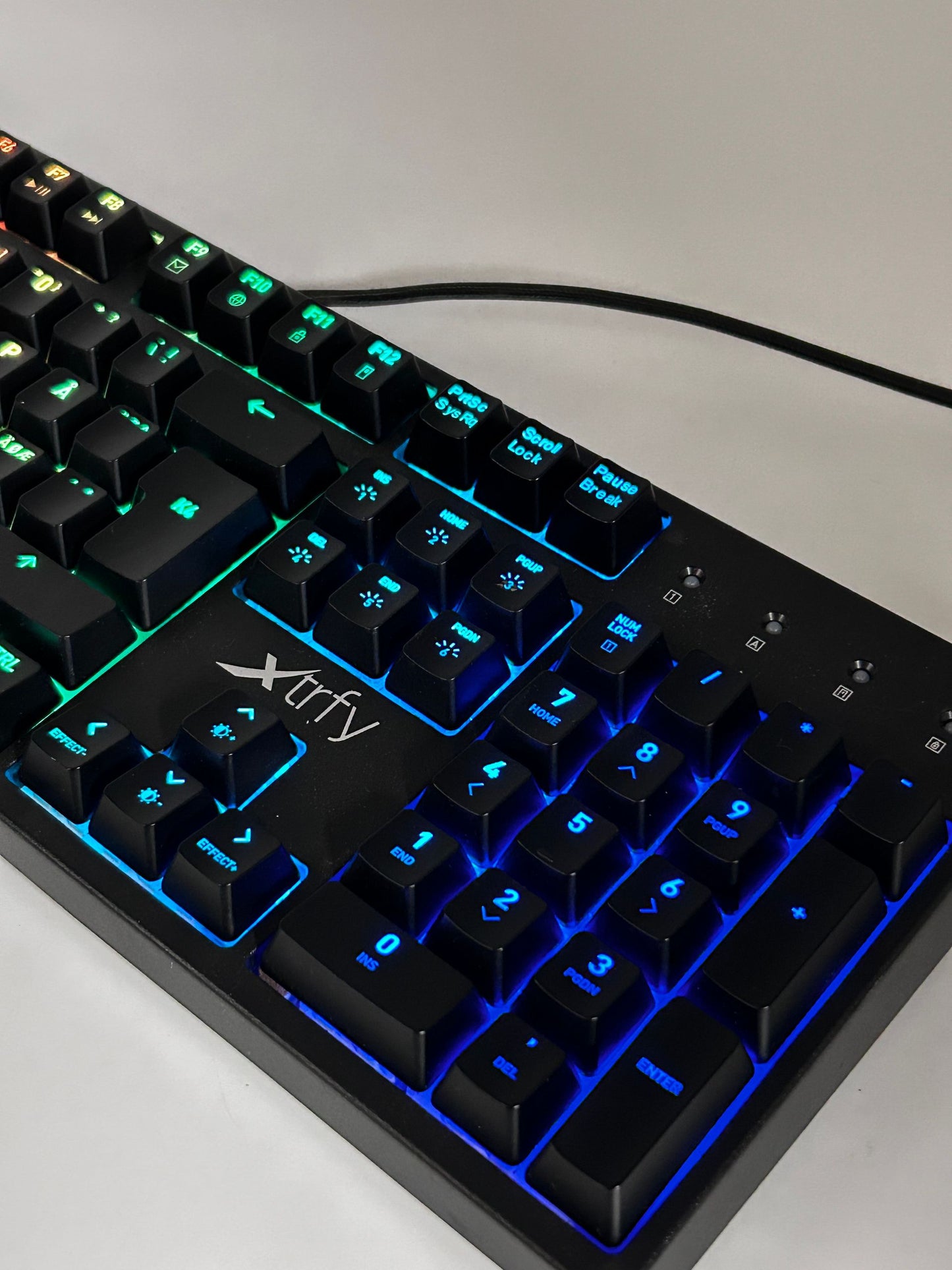 Originali Xtrfy K4 RGB Mechaninė Laidinė Gaming Žaidimų Klaviatūra