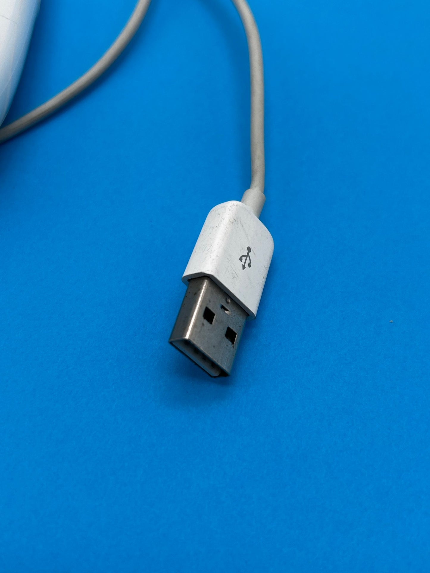 Originali Apple Mighty Mouse A1152 Laidinė Balta Pelė EMC No.: 2058