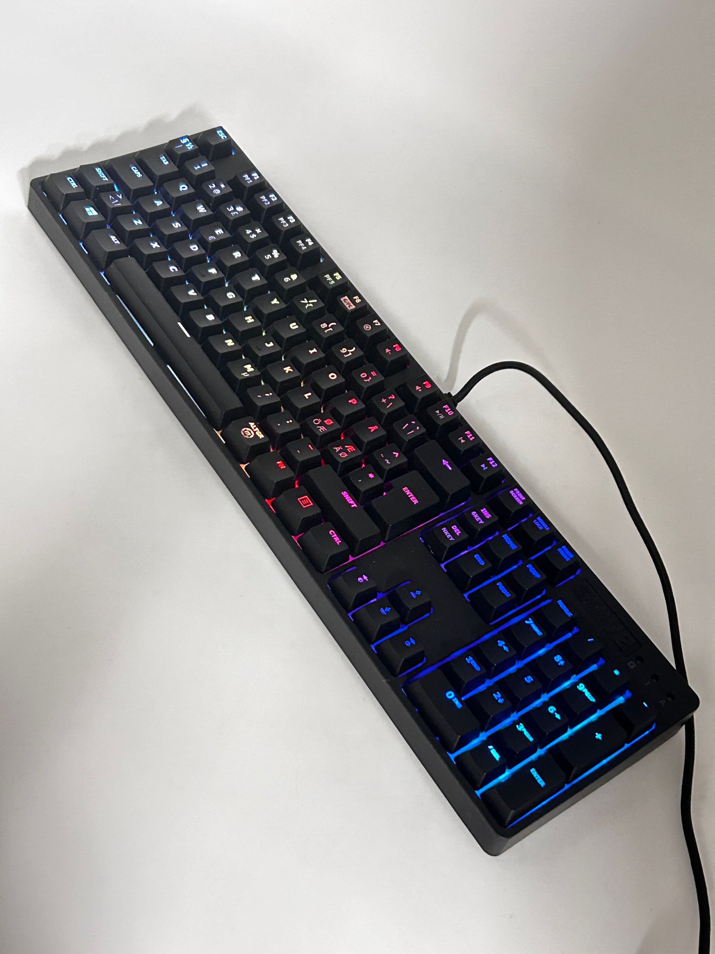 SVIVE Triton Speed Mechanical Laidinė Gaming Žaidimų Klaviatūra