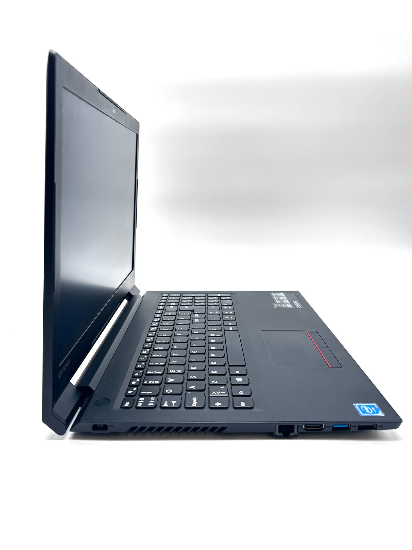 Lenovo V110-15IAP 15.6'' Intel Win10 Pro 120GB SSD / 4GB RAM