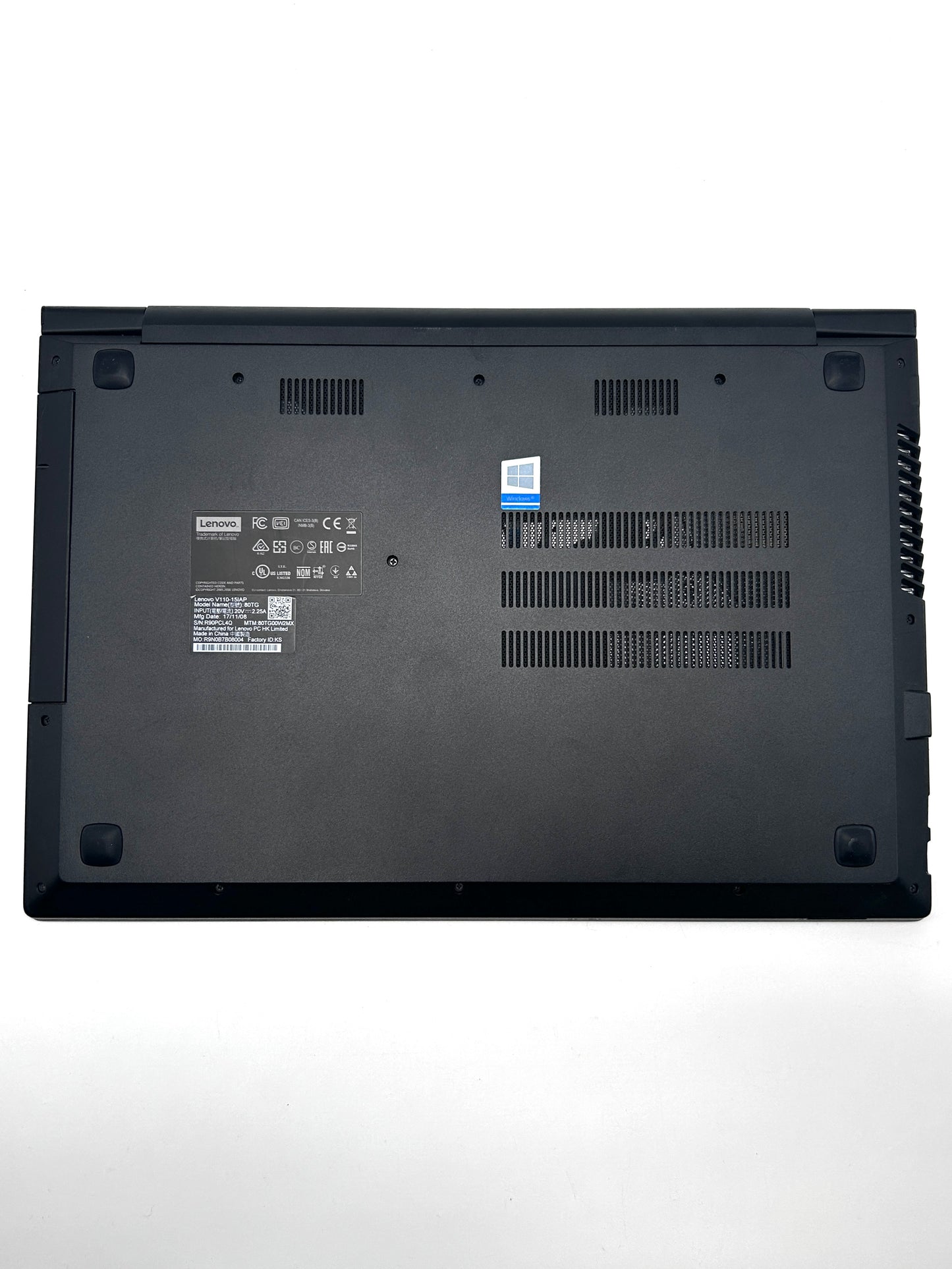 Lenovo V110-15IAP 15.6'' Intel Win10 Pro 120GB SSD / 4GB RAM