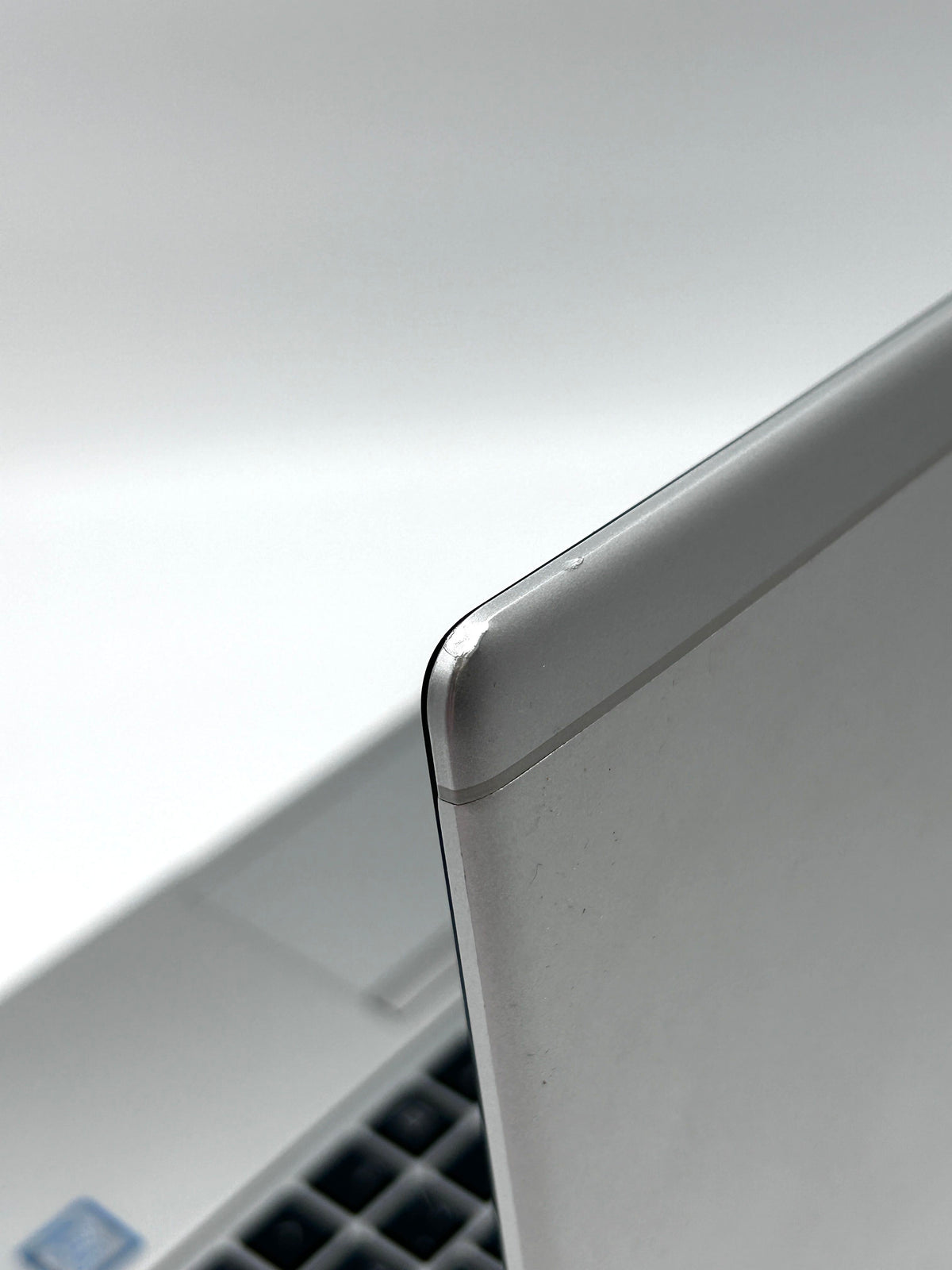 HP EliteBook 840 G6 Intel i5-8265U / 8GB RAM / 256GB SSD Nešiojamasis Kompiuteris
