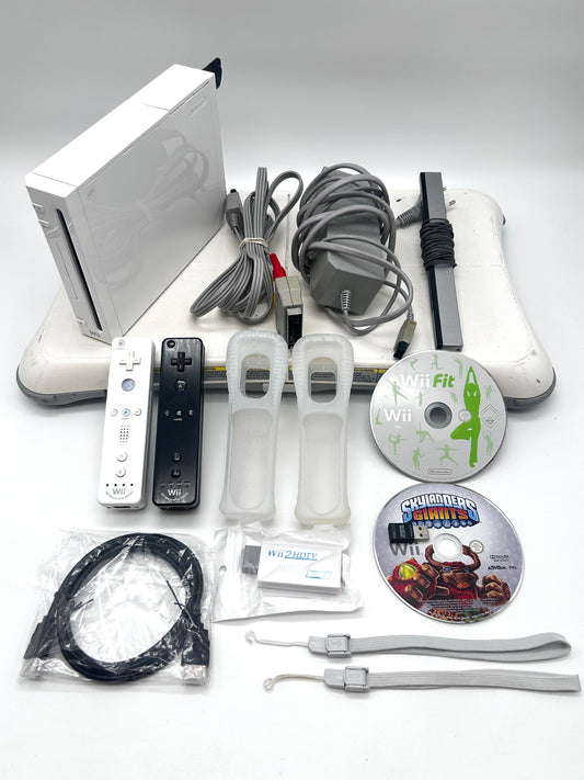 40+ GAMES / Nintendo Wii RVL-001 (EUR) Žaidimų Rinkinys Dviems