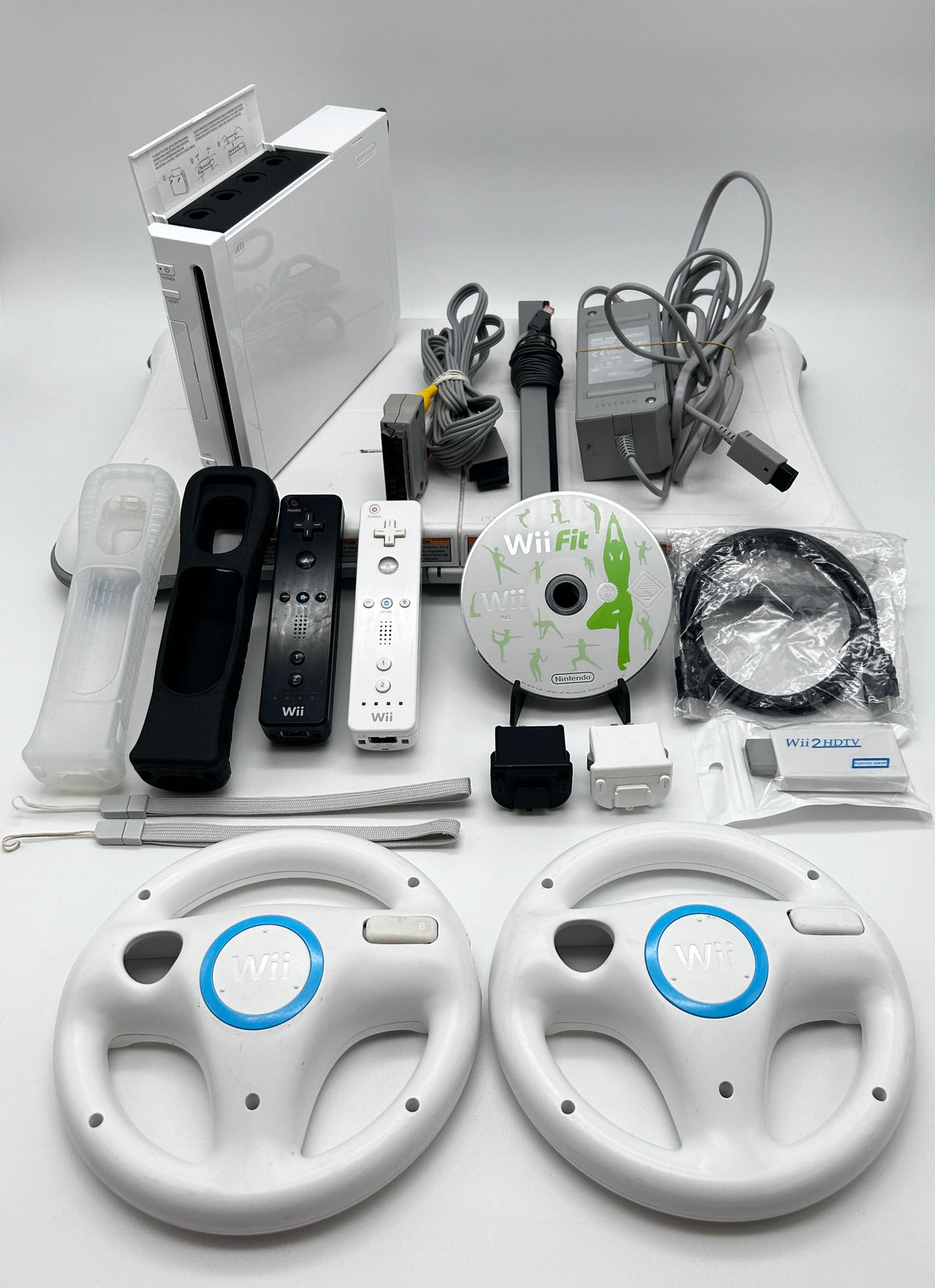 40+ GAMES / Nintendo Wii RVL-001 (EUR) Žaidimų Rinkinys Dviems