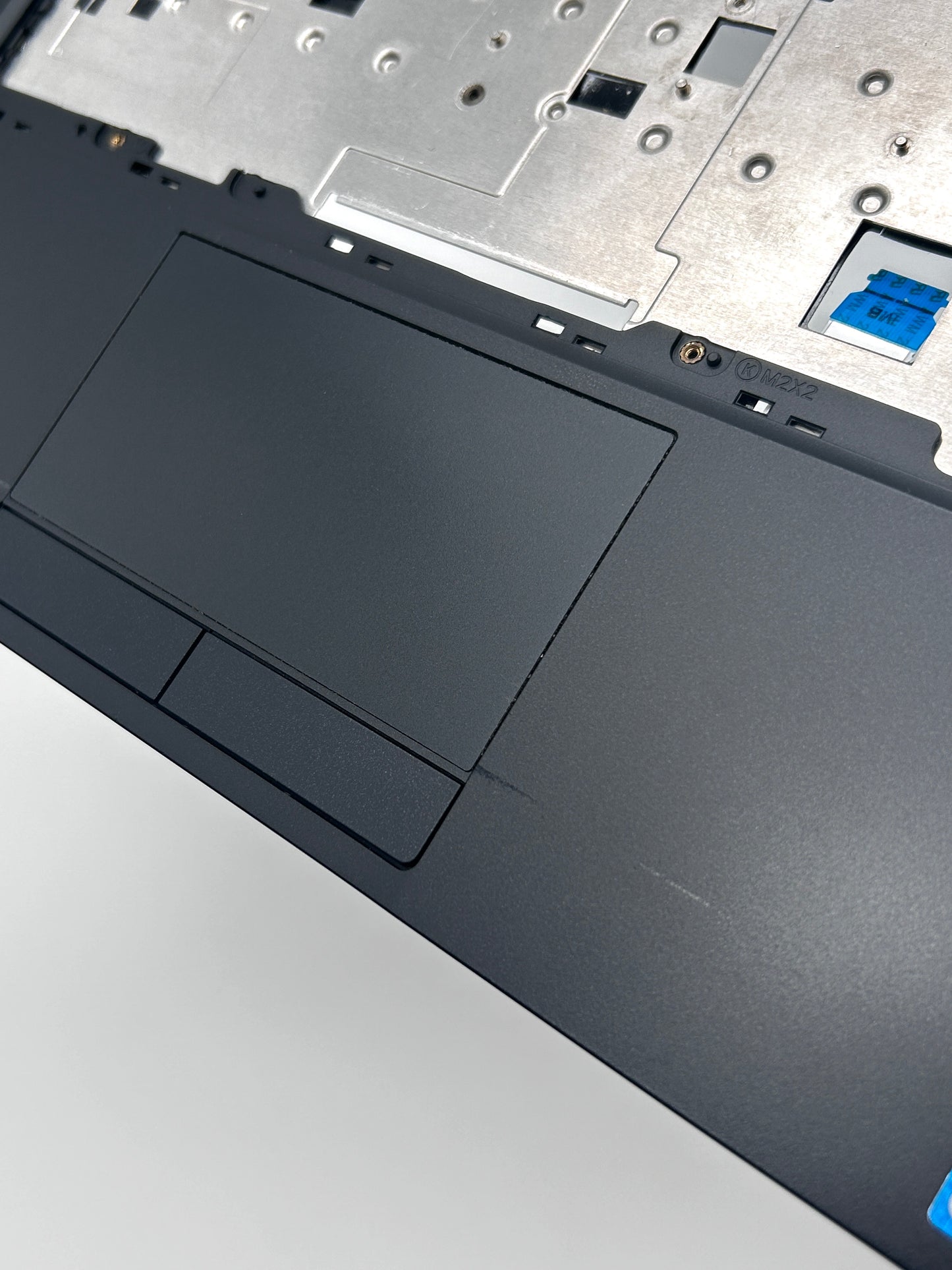 Dell Latitude 5290 Klaviatūros Korpusas (Palmrest) Su Jutikliniu Pelės Kilimėliu A174N7