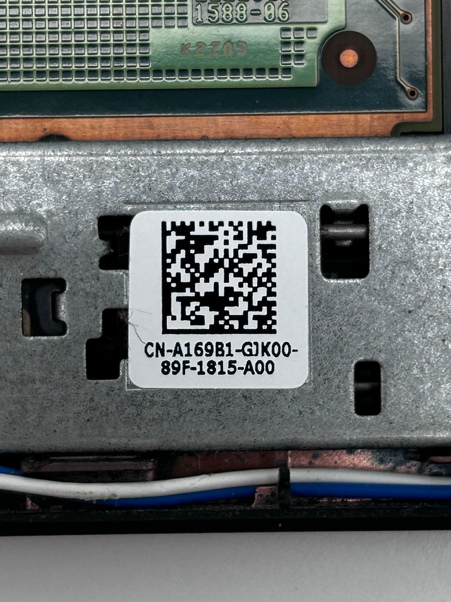 Dell Latitude 5290 Klaviatūros Korpusas (Palmrest) Su Jutikliniu Pelės Kilimėliu A174N7