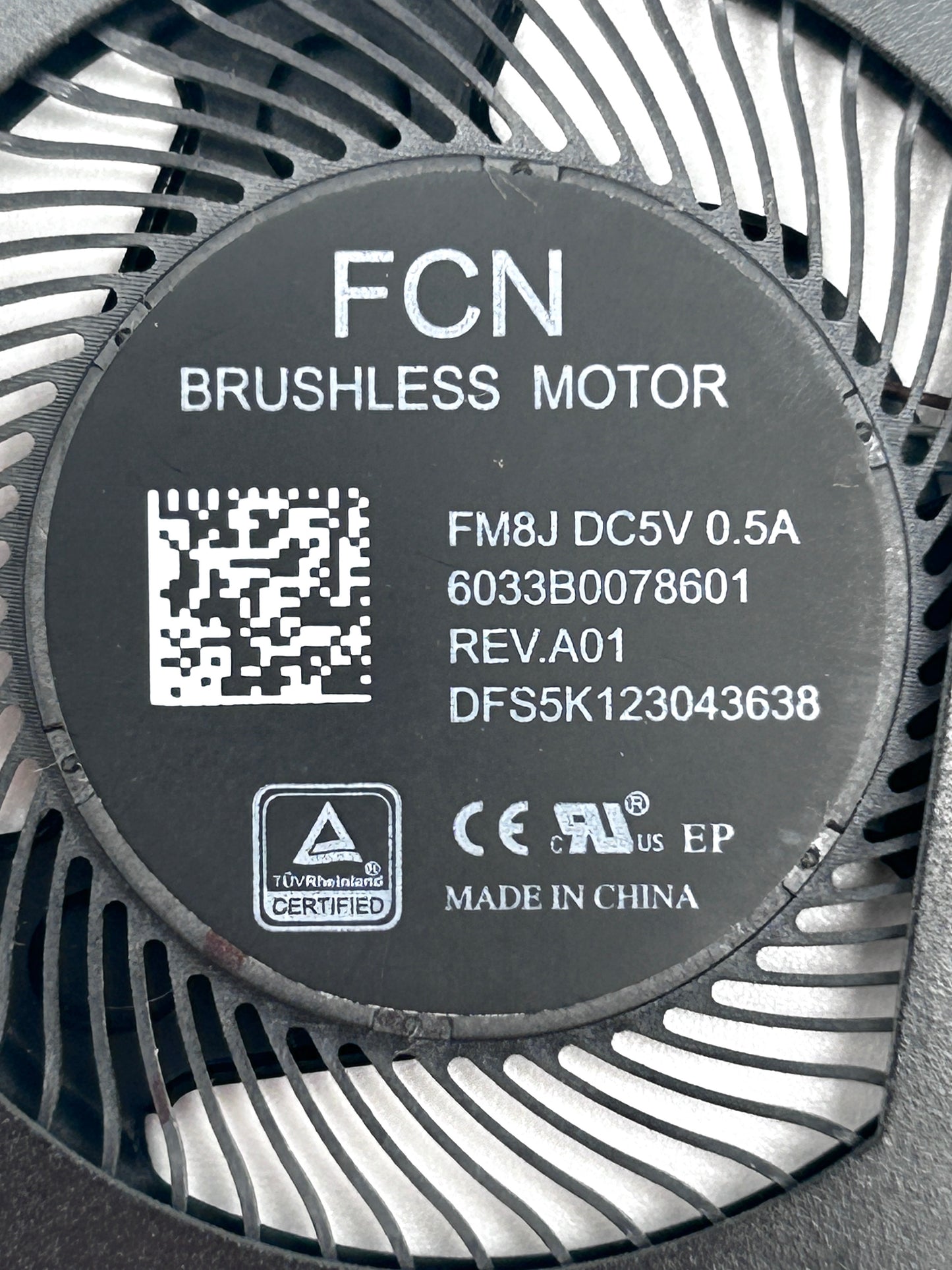 HP EliteBook 840 G7 Aušintuvas (CPU Cooling Fan) 5V 4-Pin 6033B0078601
