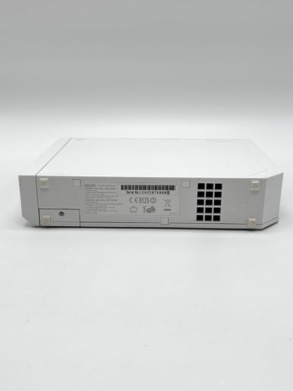 Nintendo Wii RVL-001 Žaidimų Konsolės Baltas Rinkinys