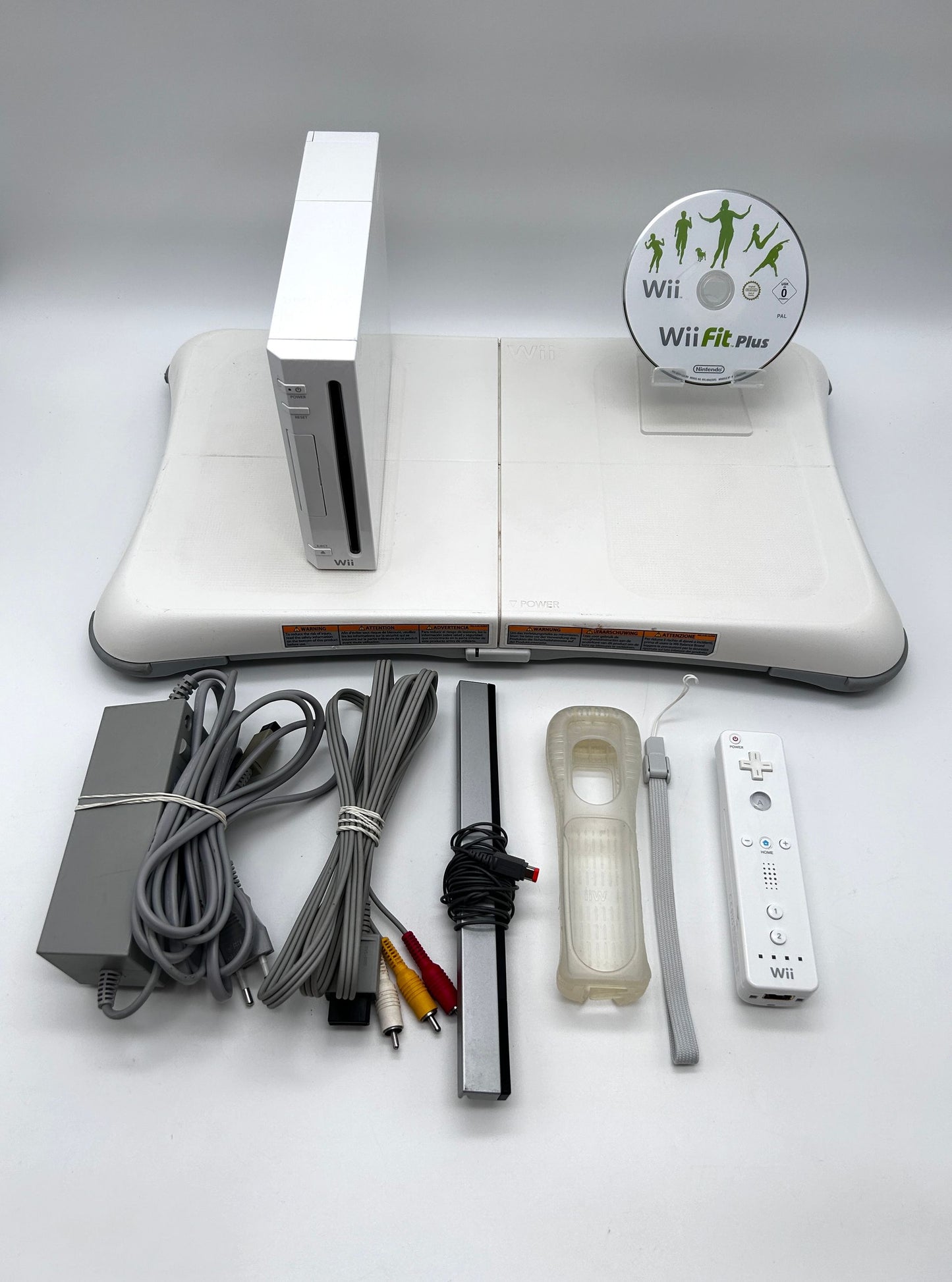 Nintendo Wii RVL-001 Žaidimų Konsolės Baltas Rinkinys