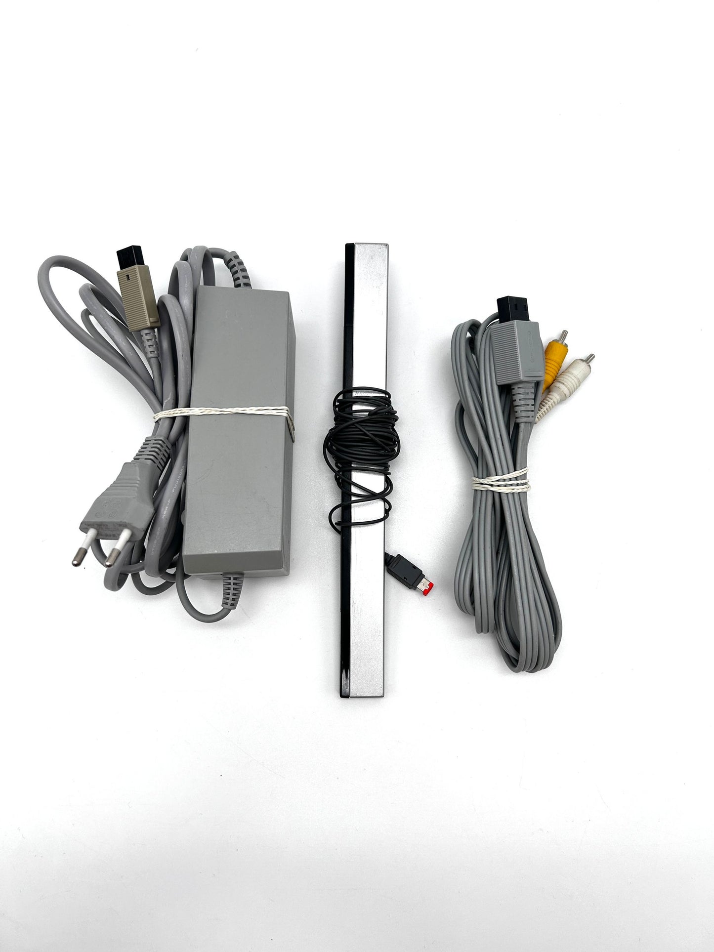 Nintendo Wii RVL-001 Žaidimų Konsolės Baltas Rinkinys