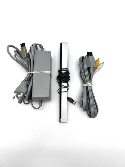 Nintendo Wii RVL-001 Žaidimų Konsolės Baltas Rinkinys