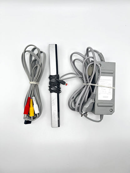 Nintendo Wii RVL-101 Žaidimų Konsolės Baltas Rinkinys