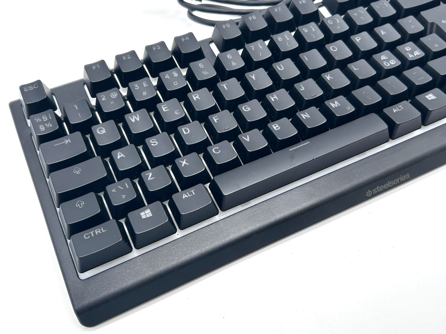 SteelSeries APEX 3 TKL Membraninė Gaming Žaidimų Klaviatūra