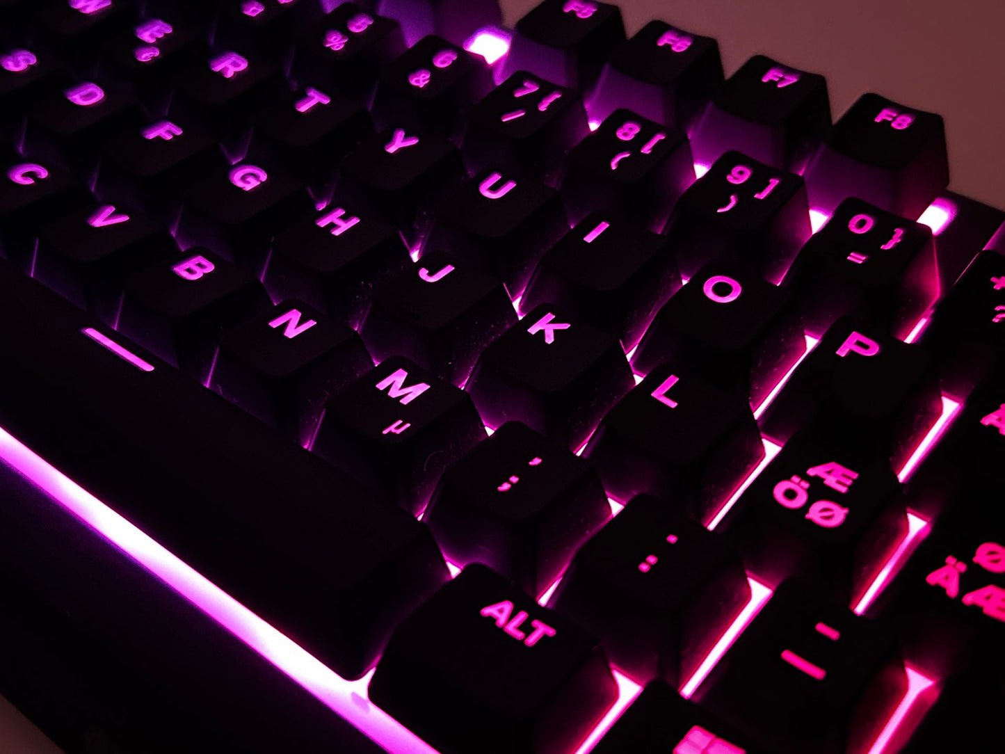 SteelSeries APEX 3 TKL Membraninė Gaming Žaidimų Klaviatūra