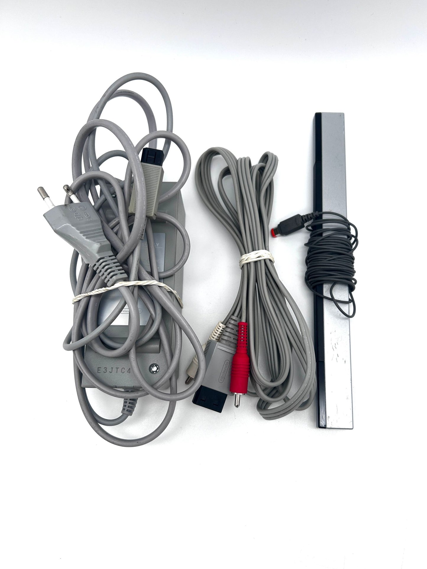 Nintendo Wii RVL-001 Žaidimų Konsolės Baltas Rinkinys