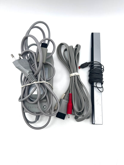 Nintendo Wii RVL-001 Žaidimų Konsolės Baltas Rinkinys