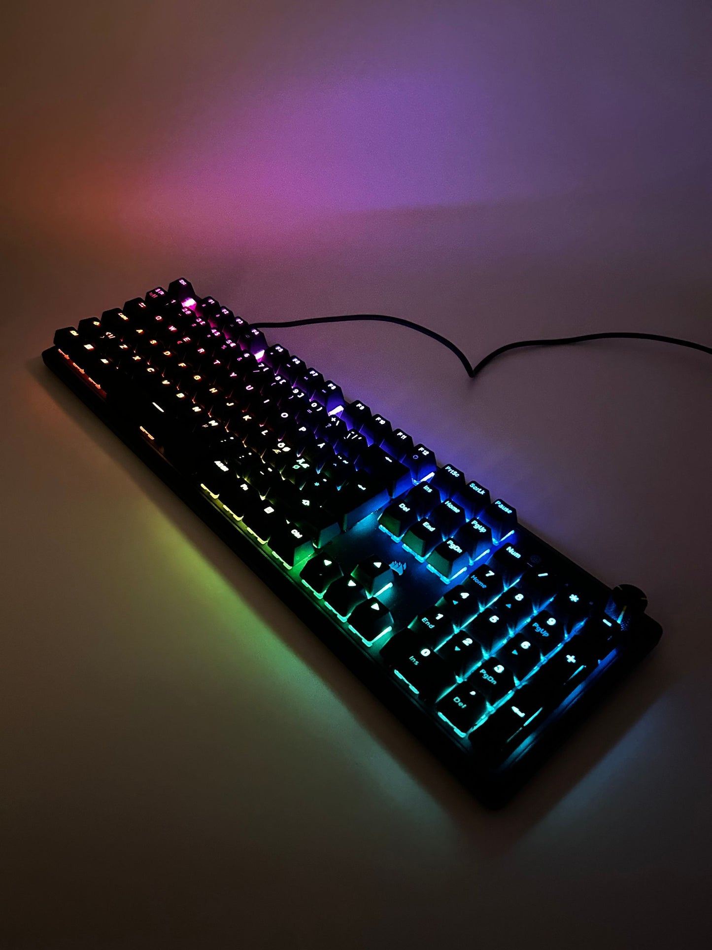 Originali Corsair K70 RGB CORE Gaming Šviečianti Žaidimų Klaviatūra